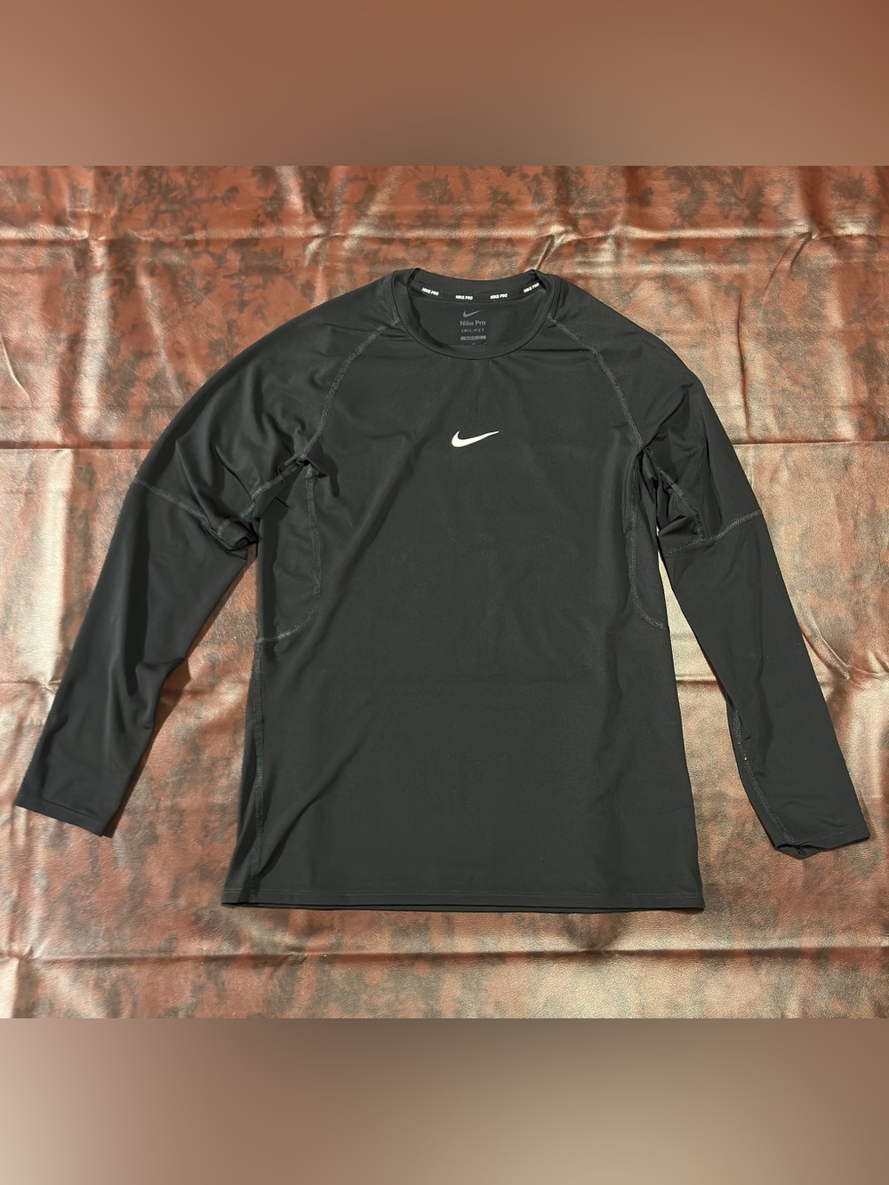 Nike Pro Men’s Dri-FIT Slim Long-Sleeve Fitness Top - Medium